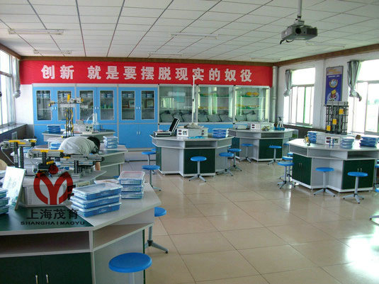 通用技術(shù)實驗室設(shè)備