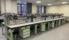 電工電子技術(shù)綜合