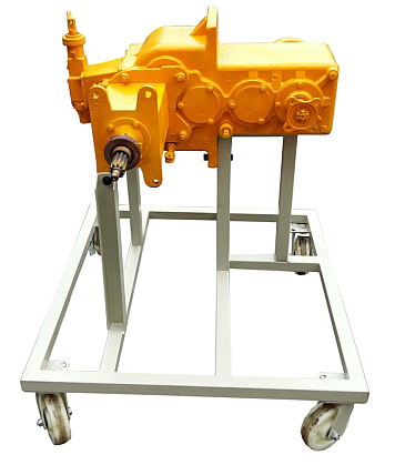 攤鋪機(jī)變速箱拆裝